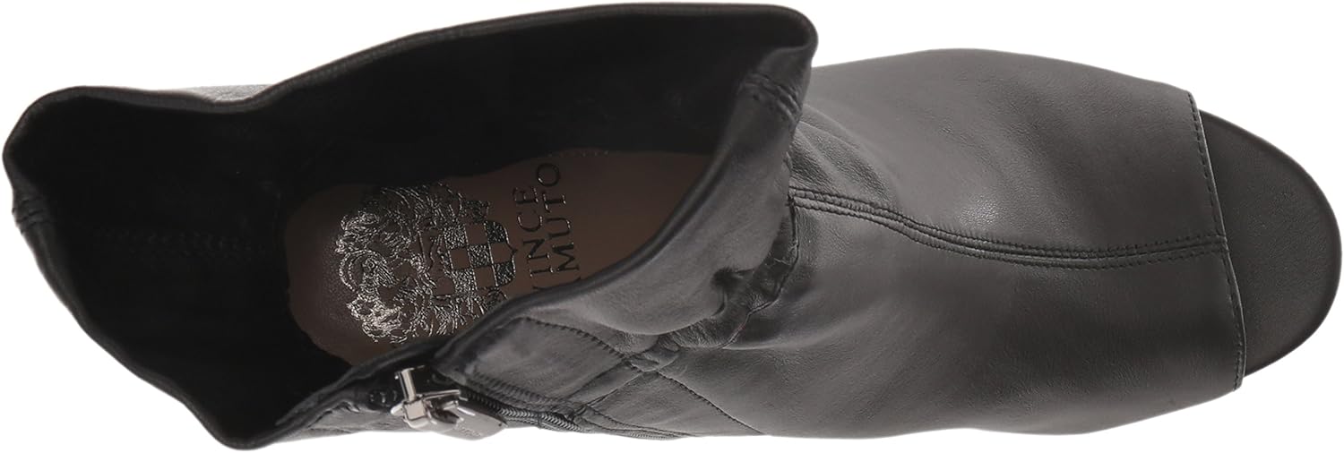 addiena vince camuto