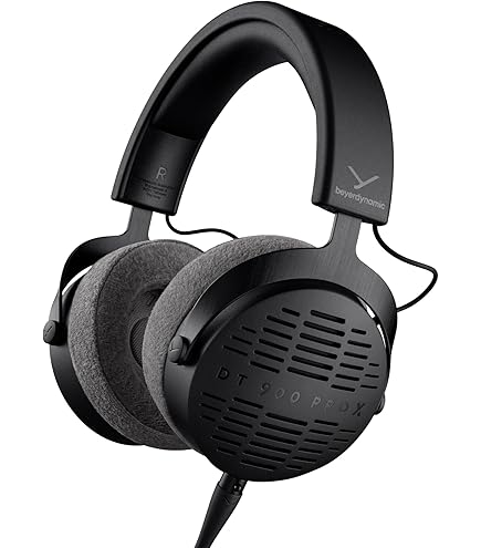 Amazon.com: beyerdynamic DT 990 PRO Over-Ear Studio Monitor