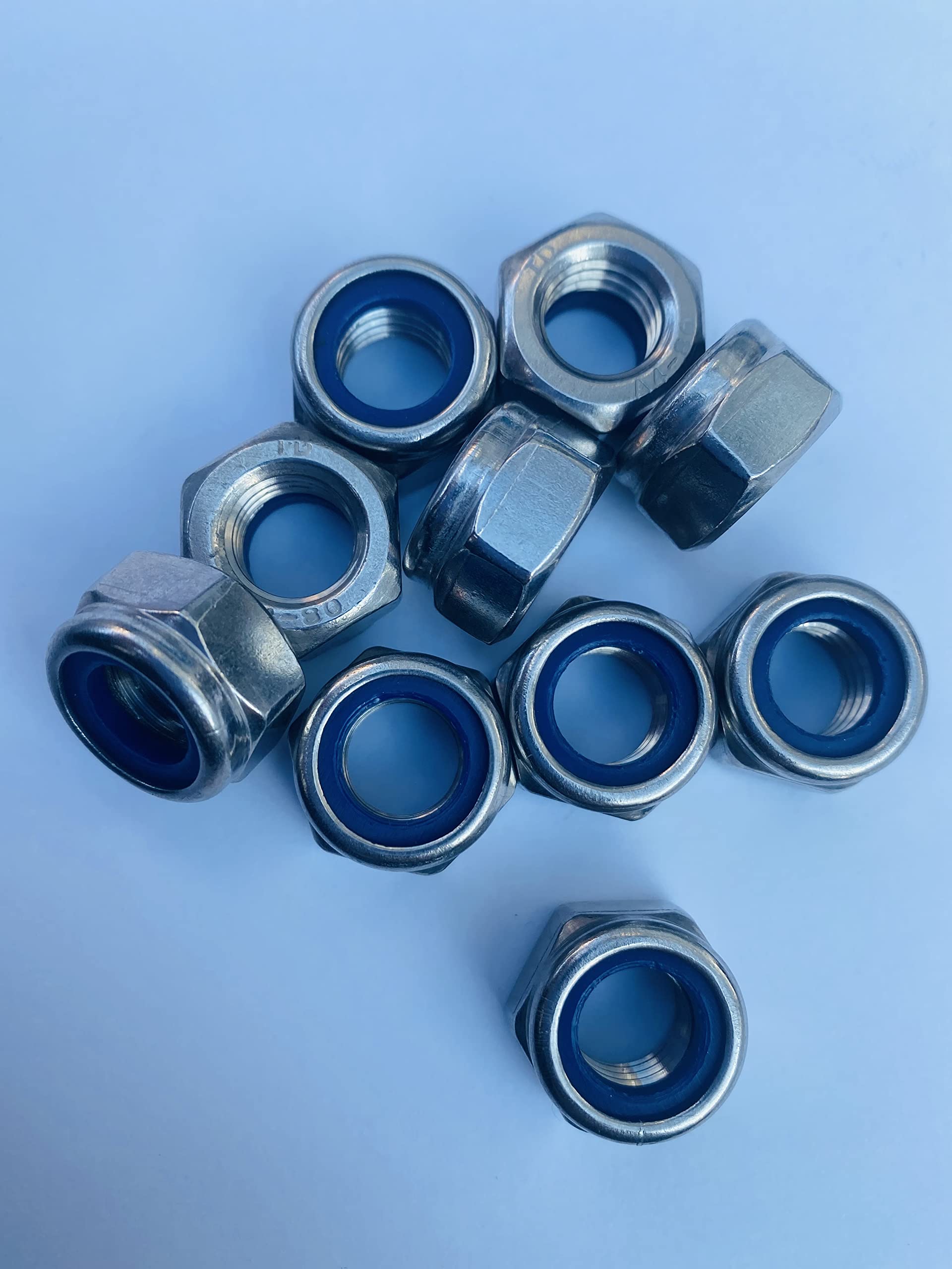 MECHANICAL MARKETPLACE - STAINLESS STEEL NYLOC NUTS - A270 (22, M5 NYLOC)