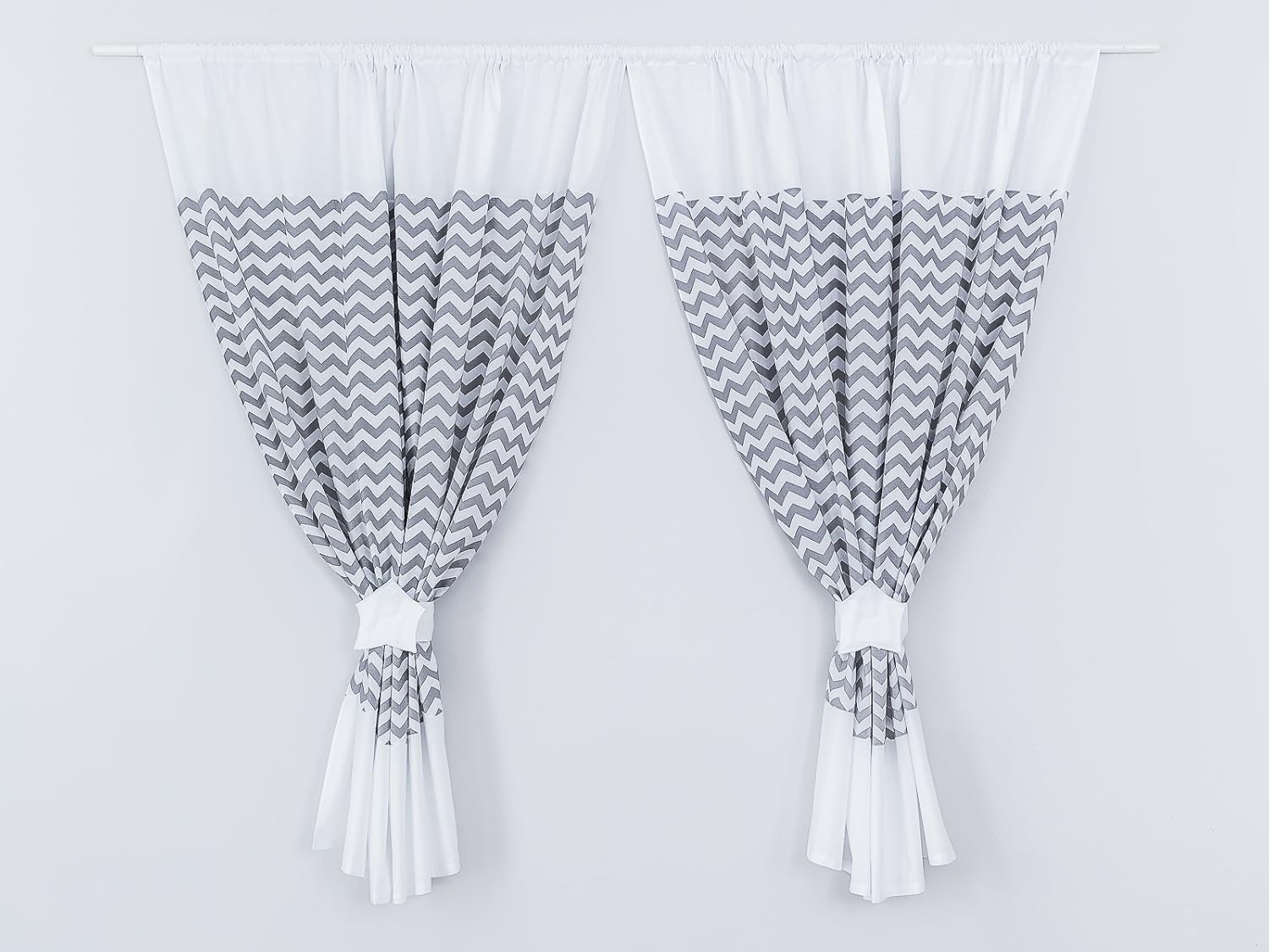 Zickzack Grau Weiss Loolay Kinderzimmer Vorhange 155x155cm Schlaufen Kindergardinen Baby Gardinen Muster Dekoartikel Fur Kinderzimmer Vorhange