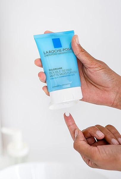 LA ROCHE-POSAY TOLERIANE DOUBLE REPAIR MATTE FACE MOISTURIZER, DAILY MOISTURIZER FOR OILY SKIN WITH CERAMIDE AND NIACINAMIDE FOR ALL SKIN TONES, OIL FREE, NON-COMEDOGENIC
