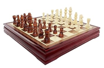 Challenge Chess Set - Board Game Storage (Square) by Momai