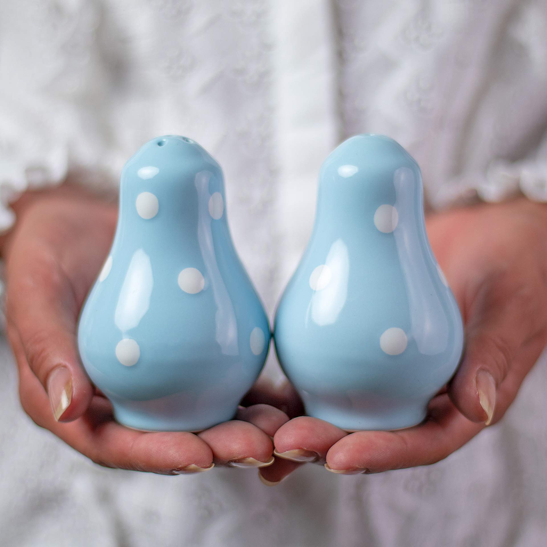 City to Cottage Ceramic Salt and Pepper Shakers Set, Salt Shaker, Salt and Pepper Set, Farmhouse Kitchen Counter Decor for Home Restaurants Wedding, Handcrafted Sky, Baby Blue Polka Dot Spice Shakers