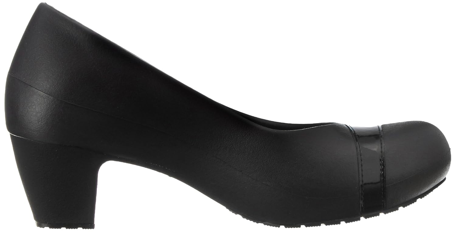 crocs women's fashion sandals