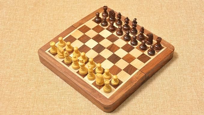 Craftgasmic Folding Magnetic Chess Set - 7 X 7 Inches