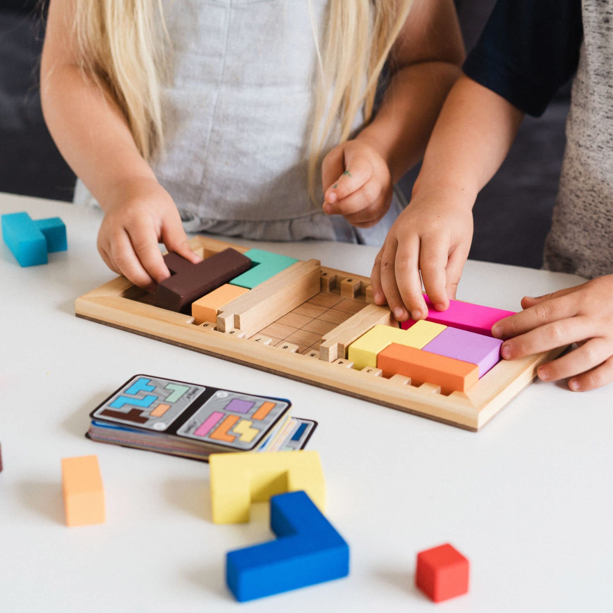 Katamino Family - Puzzle Game for Kids to Win Against Their Parents | Challenging Puzzle Game for All Cognitive Levels | 1 to 2 Players | 10 Minutes