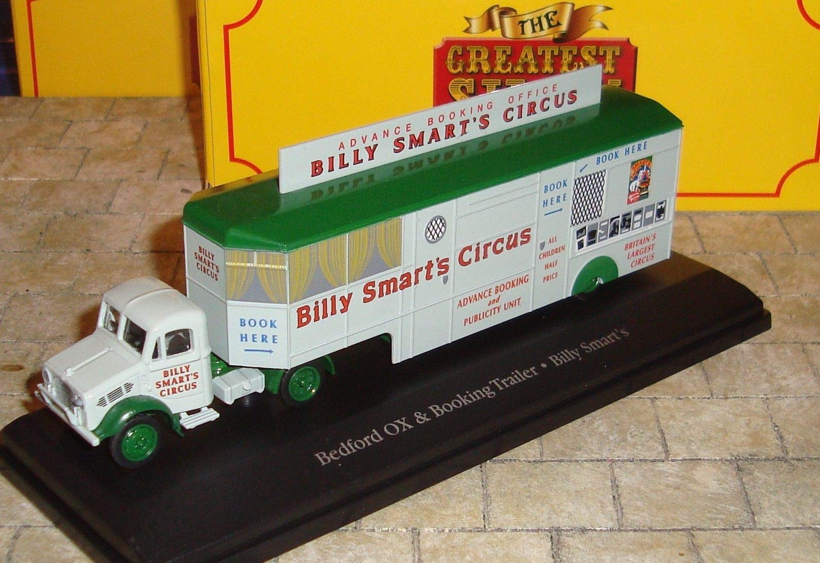 Atlas Oxford Bedford OX Lorry 1:76 Scale Billy Smart's Circus Funfair Vehicle 15cm Long