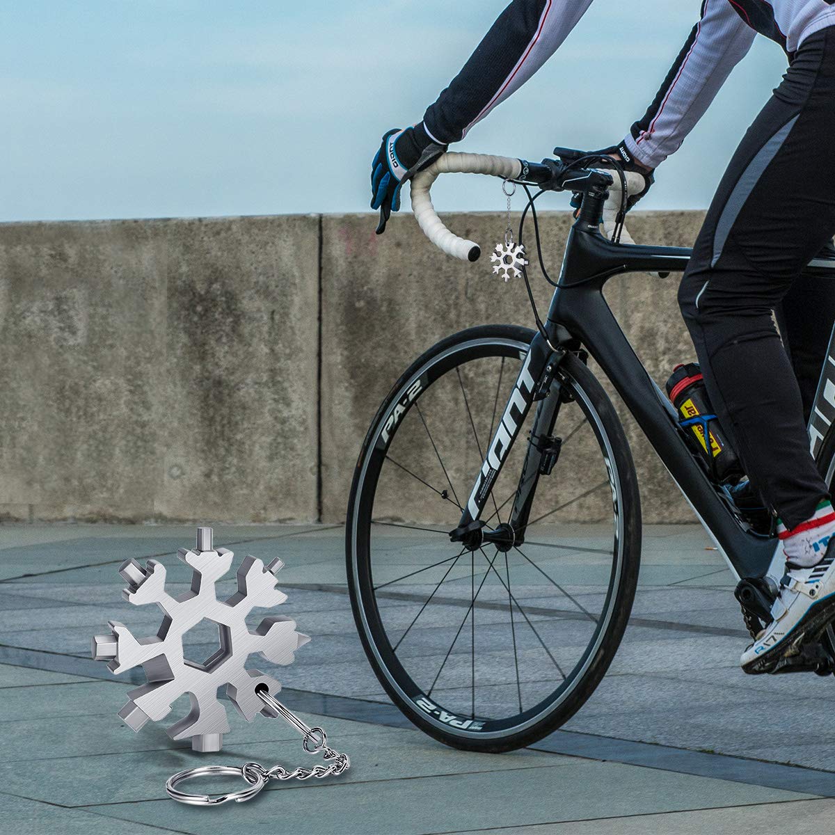 18-in-1 Snowflake Multi Tool, Portable Stainless Multi-Tool, Compact Snowflake Tool Multi Instrument Outdoor, Hand Tools Gift for Boys, DIY Handyman, Father/Dad, Husband (Sliver)