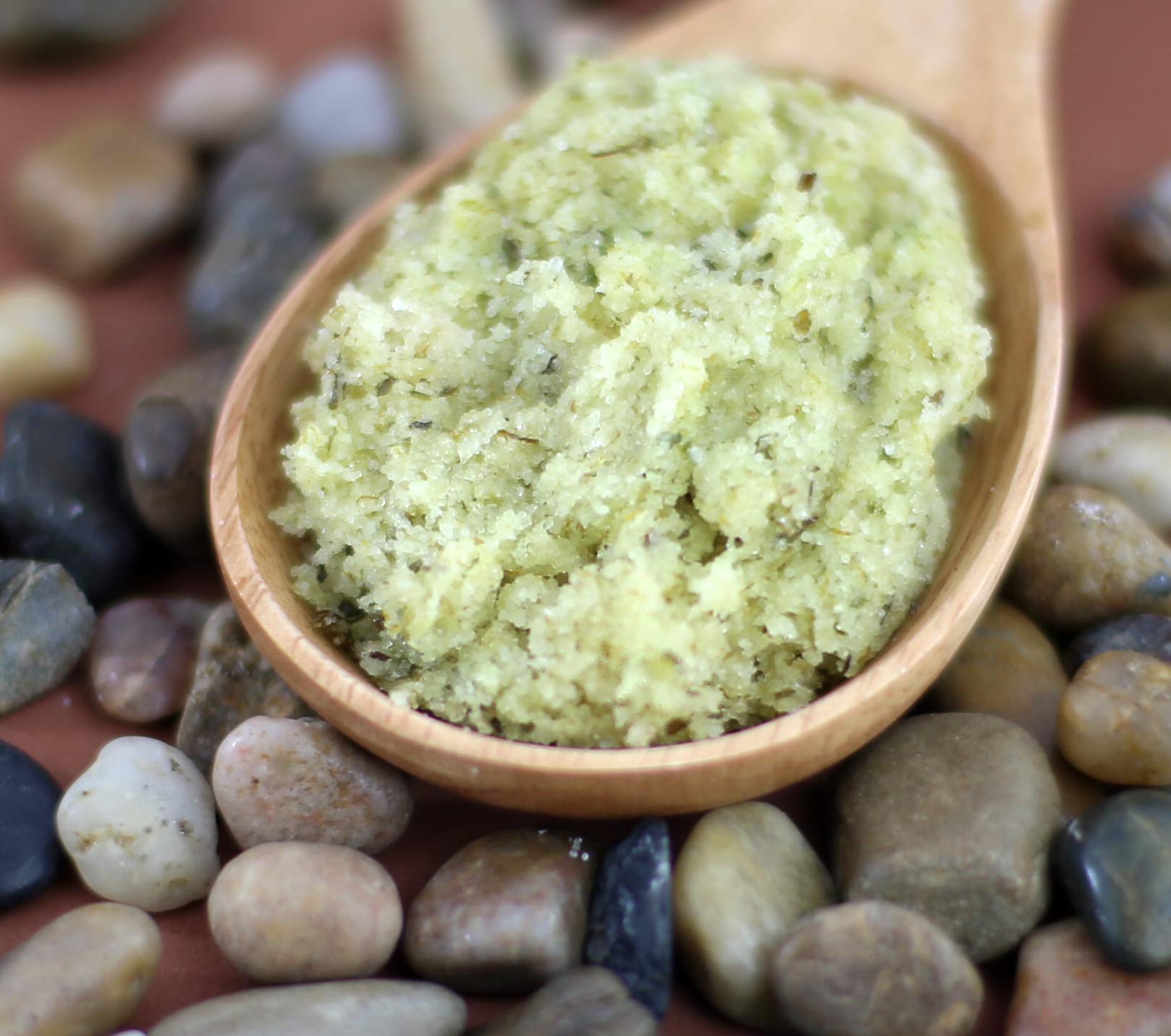 Natural and Organic Exfoliating Tea Tree Scrub with Dead Sea Minerals, Argan Oil, Vitamin E and Shea Butter. Helps Reduce Dandruff and Body Odor