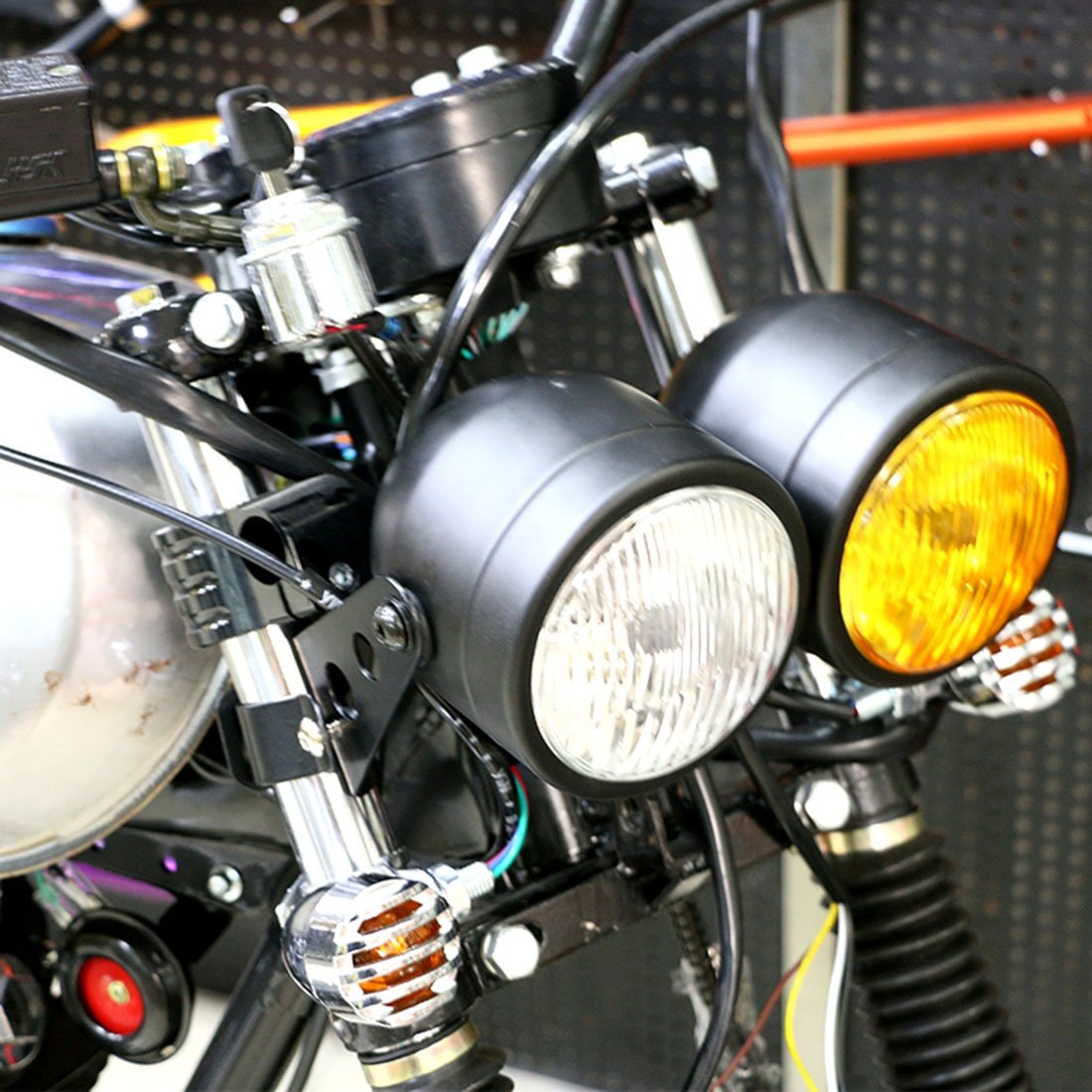 Bmw f800 headlight. двойная фара на мотоцикл suzuki. Royal enfield 500cc. фара v-rod кастом. кастом фары.