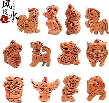 Amazon Com Eberma Adornment 风水feng Shui Furnishing Articles 桃木十二生肖吊坠项链鼠牛虎兔龙 蛇马羊猴鸡狗木雕饰品 Electronics