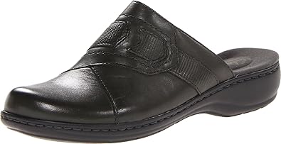 clarks sahara