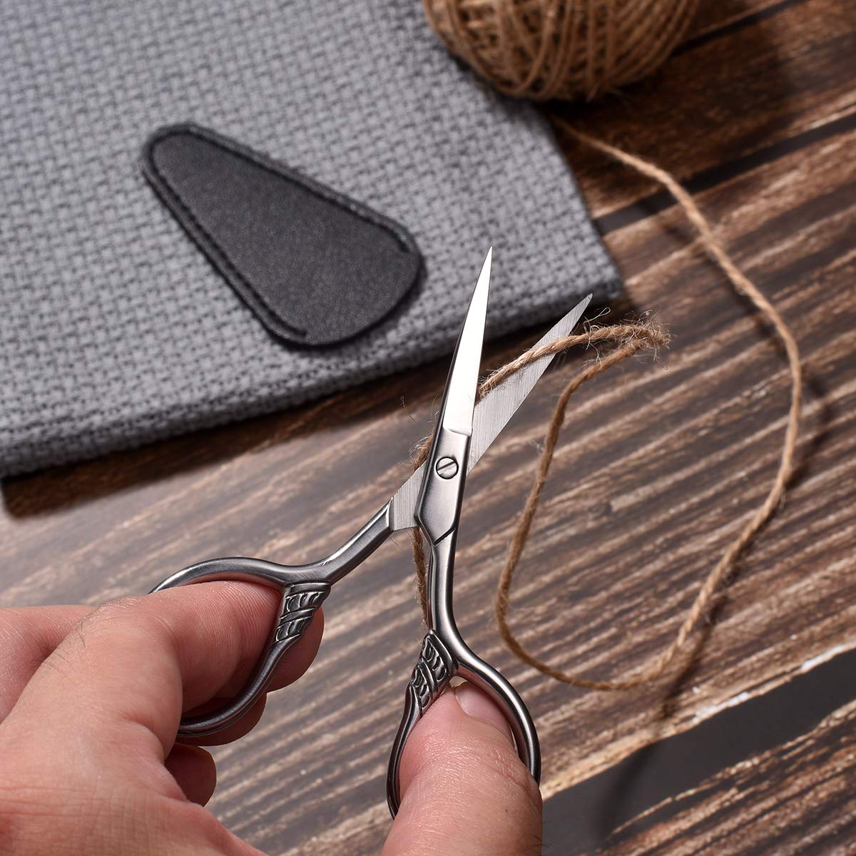 HITOPTY Small Precision Scissors, 3.5inch Stainless Steel Multi-Purpose Vintage Beauty Grooming Kit for Facial Hair, Eyebrow, Eyelash, Beard, Moustache with PU Sheath : Beauty