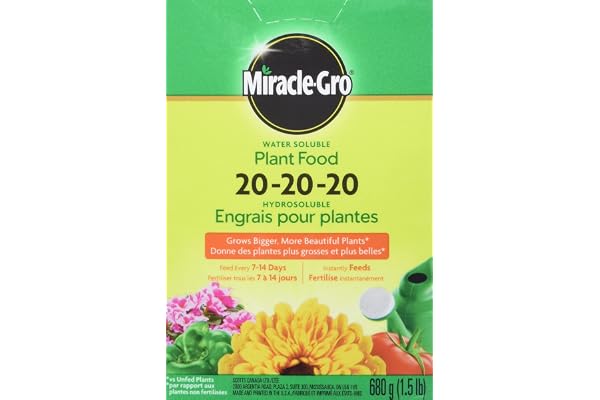 Miracle-Gro Water Soluble Plant Food 20-20-20, 680g | All-Purpose Instant Fertilizer for Flowers, Veggies, Trees & Shrubs | L