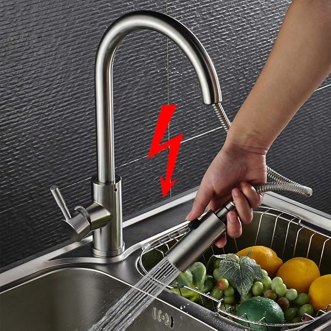 Auralum Niederdruck Küche Wasserhahn mit ausziehbarem Brause | Die Küchenarmatur ist Schwenkbar und für Kaltwasser und einen 