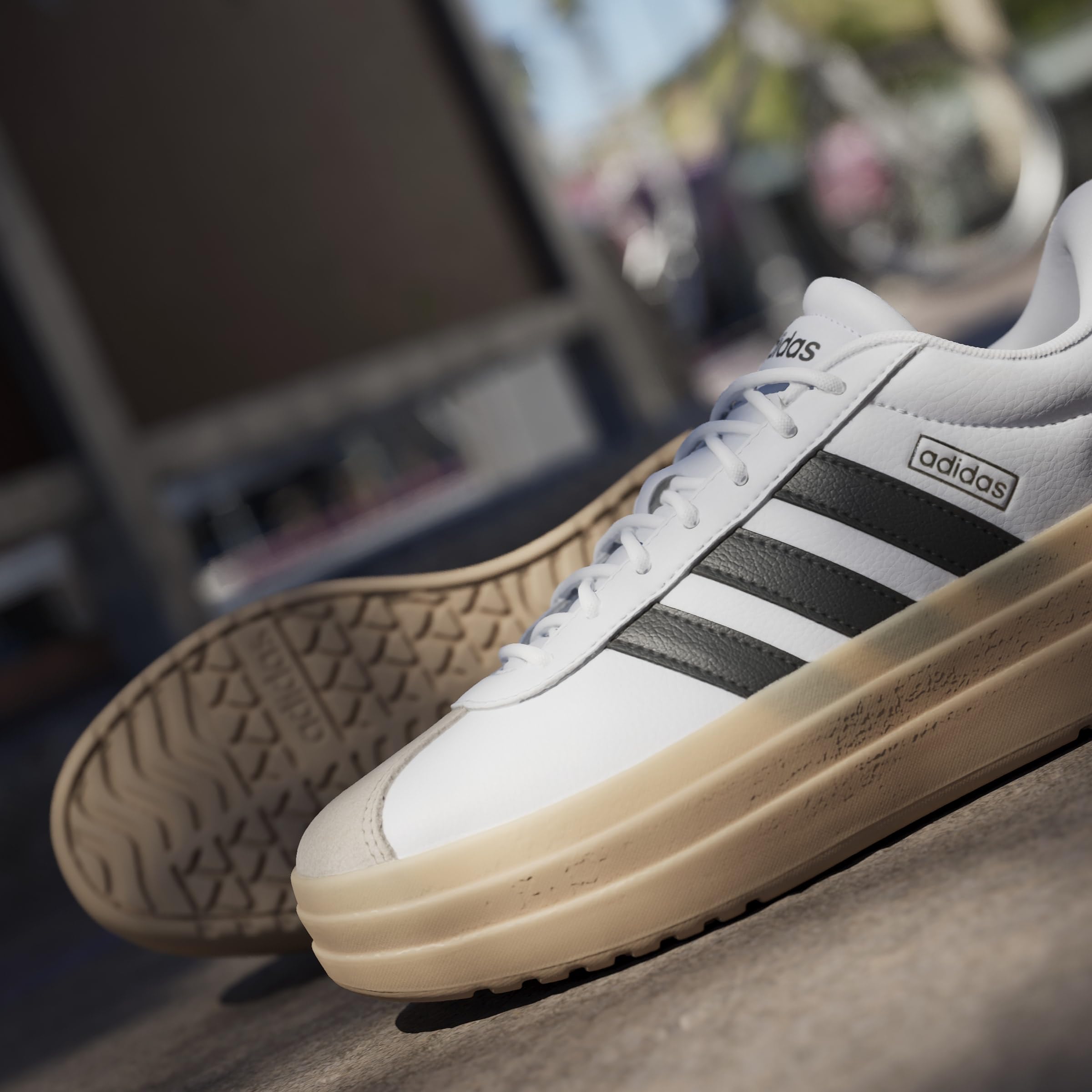 adidas Damen Vl Court Bold Shoes, FTWR White/Core Black/Wonder Beige, 36 2/3 EU 6