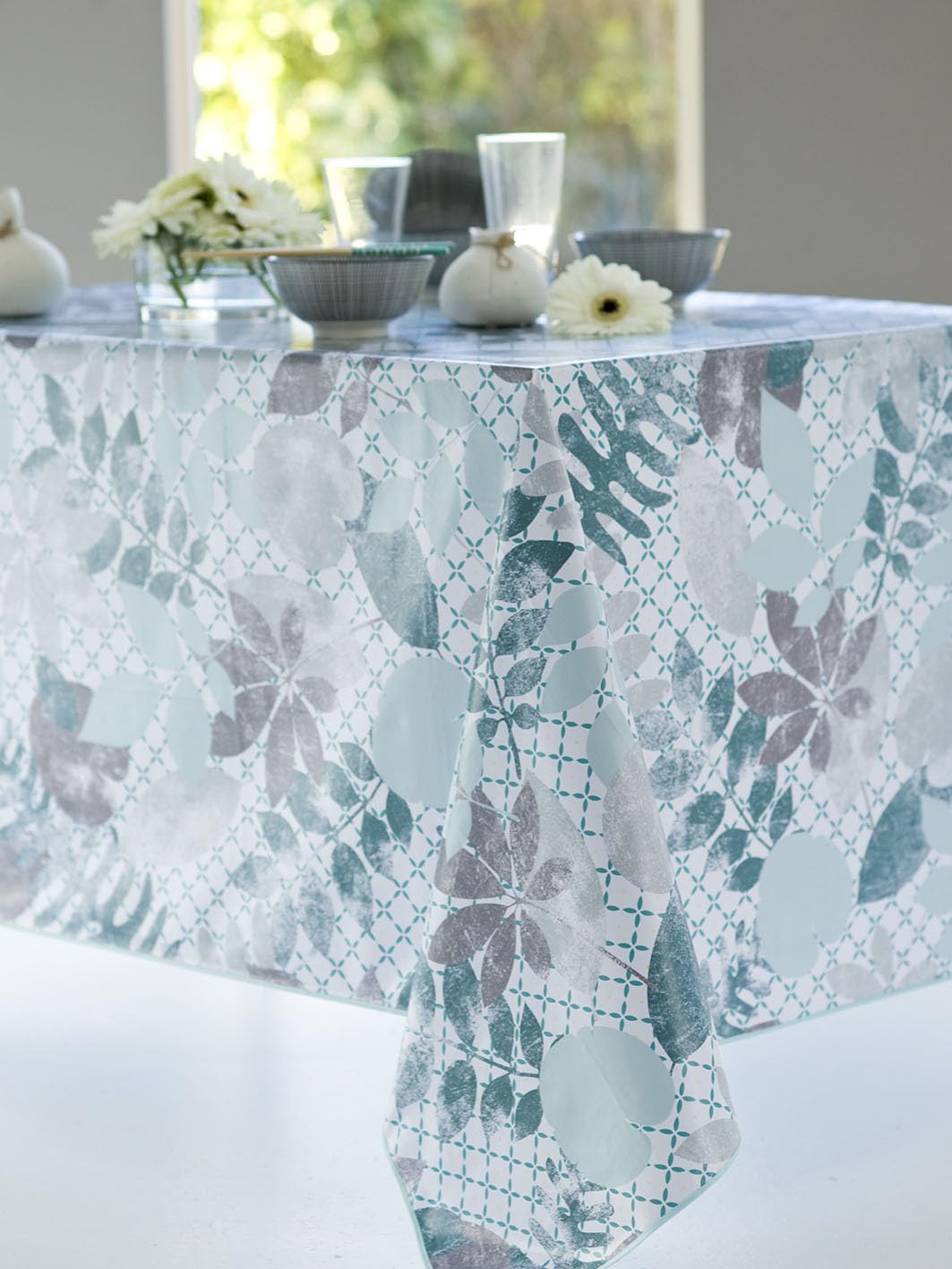 CALITEX Oilcloth Plant Mix, Aqua, 140 x 200 cm