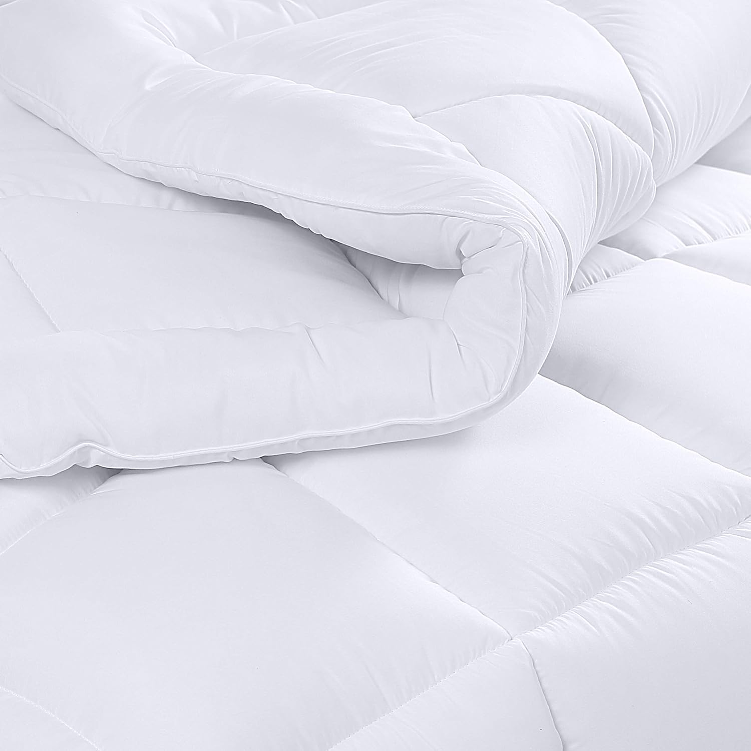 Utopia Bedding 3 Piece Comforter Set (Queen/Full, White) with 2 Pillow Shams - Luxurious Brushed Microfiber - Down Alternative Comforter - Soft and Comfortable - Machine Washable: Home & Kitchen