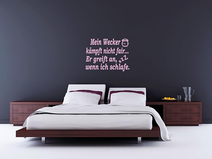 Comedy Wall Art Mein Wecker kämpft Nicht fair. - Rosa - ca. 80 x 60 cm
