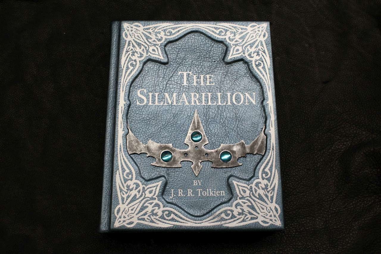 The Silmarillion – Leatherbound Collector’s