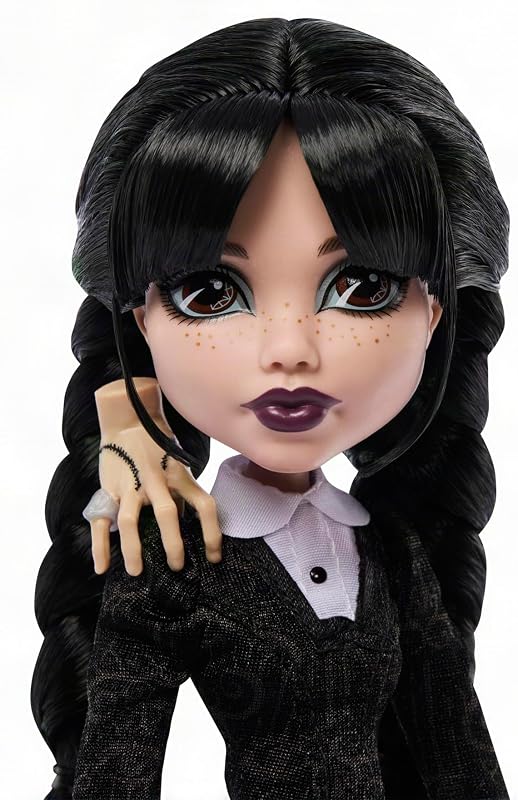 x Wednesday Addams Muñeca en vestido negro
