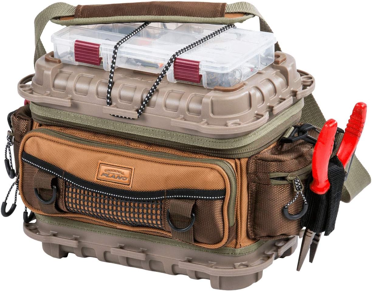 Plano Guide Series 3500 Size Fishing Tackle Bag Includes Five 3500's