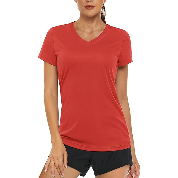 【UMBRO】 Side Diamond Women's V-Neck Short Sleeve T-Shirt Amazon.com: Umbro Ladies Diamond Tilt Coral Canyon Size L