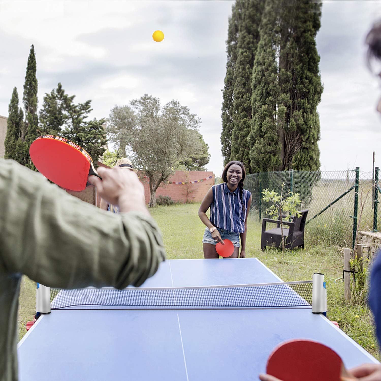 Fostoy Table Tennis Set, 4 Ping Pong Paddles with 8 Table Tennis Balls and Retractable Ping Pong Net, Ideal Indoor and Outdoor Ping Pong Sets, Perfect for Professional and Recreational Games (Red) : Sports & Outdoors