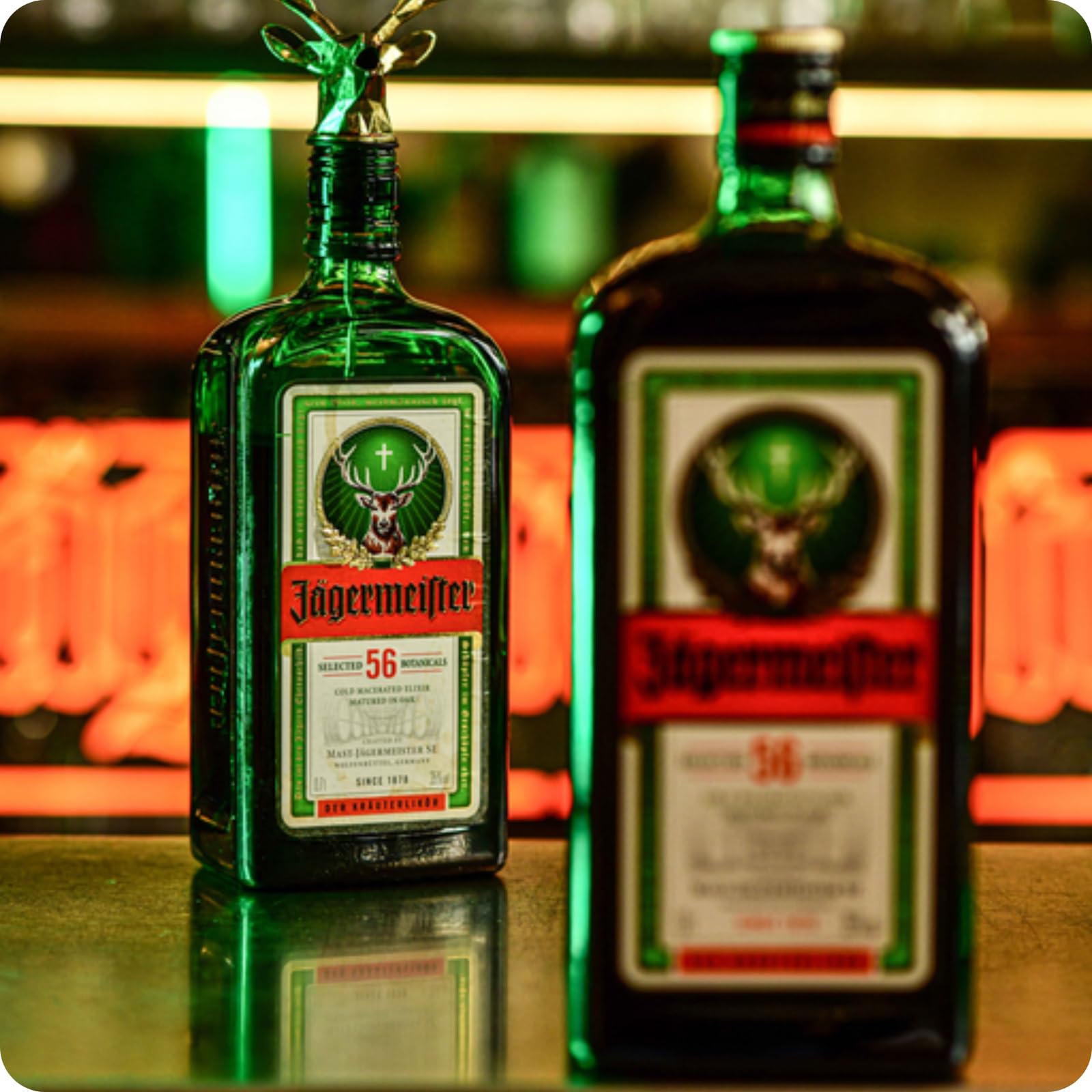 Jägermeister – 1 x 0,7l Premium Kräuterlikör 35% Vol. – 56 erlesene Kräuter – Kalt mazeriertes Elixier – Im Eichenfass gelagert – Das Original aus Wolfenbüttel 4