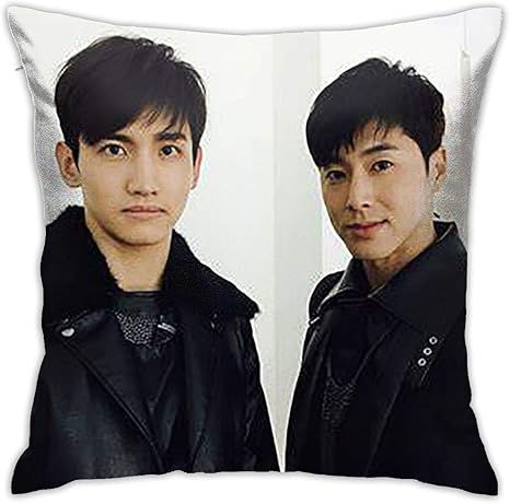 Amazon 東方神起 7 枕カバー 可愛い クッション ソファー 車用 抱き枕 クッション インテリア アニメ 座布団 ソファークッション フロアクッション 抱き枕カバー 抱き枕 クッション プレゼント 可愛い ソファ背当 抱き枕 部屋 45cmx45cm 抱き枕 オンライン通販
