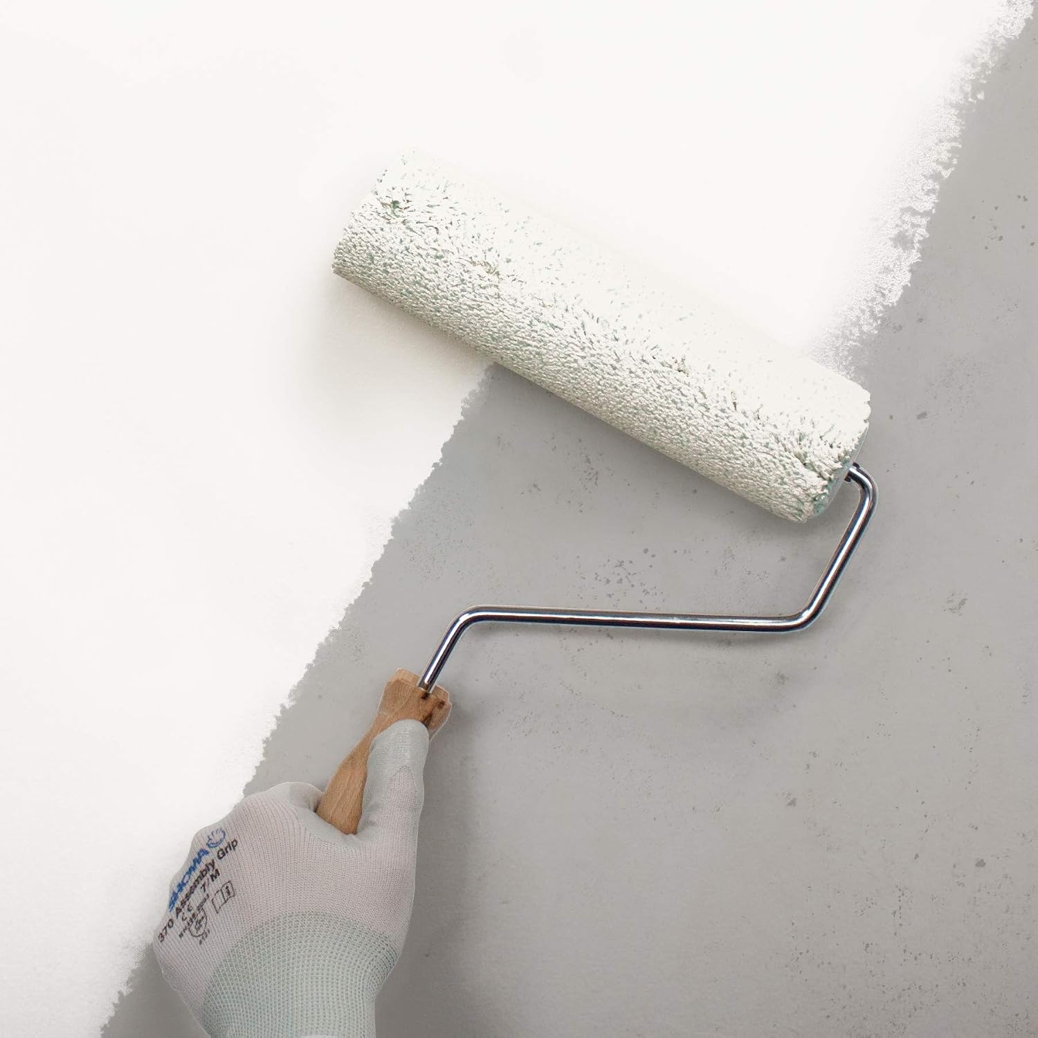 Dryzone Anti Condensation Paint (1 Litre, White, Matt Finish) Thermal Paint that helps prevent mould and fungal growth - Image 3