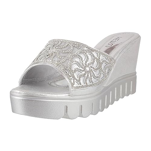 metro ethnic footwear