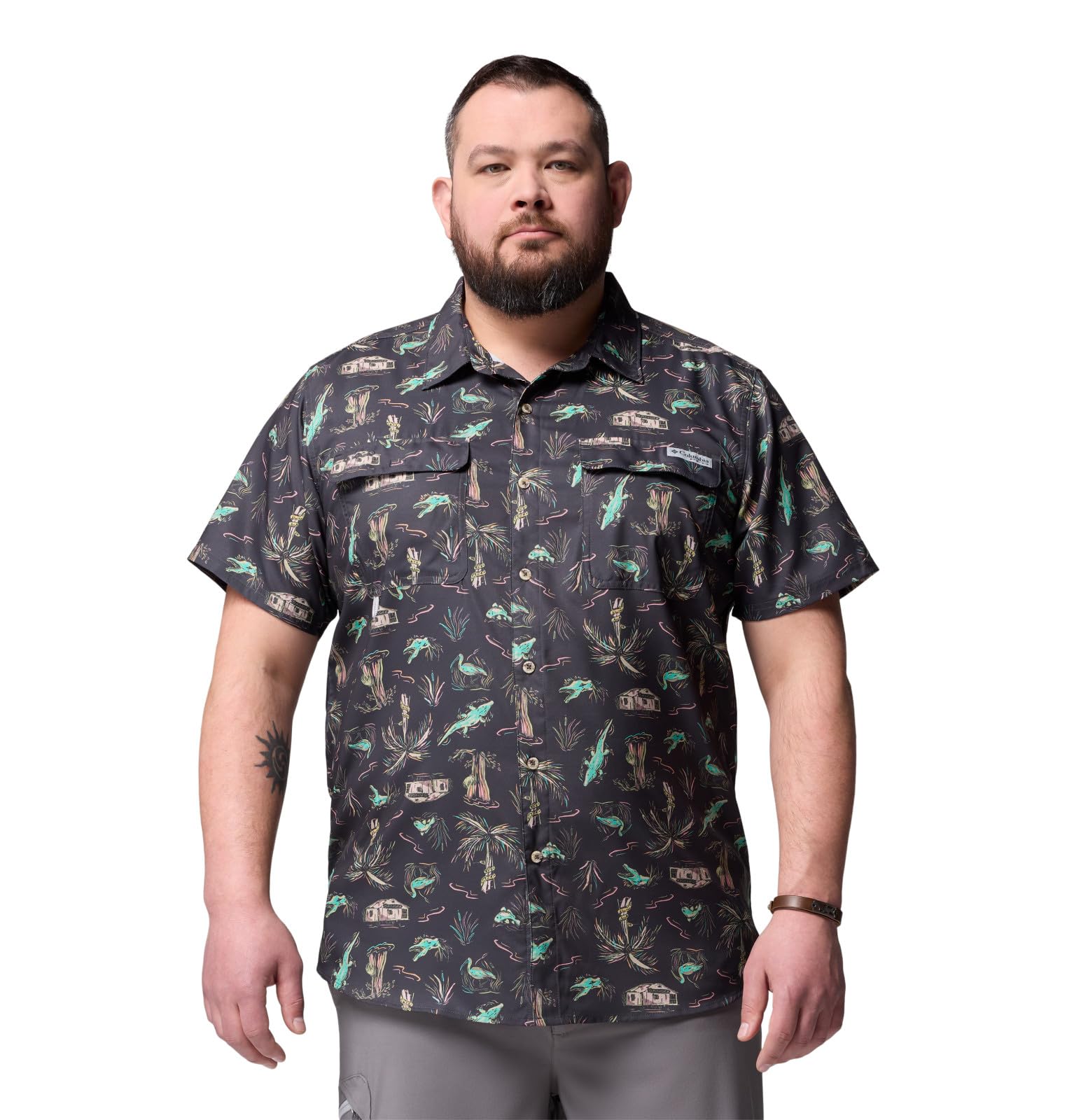 Columbia Men’s PFG Uncharted Printed Short Sleeve Shirt, Shark Everglades, Medium