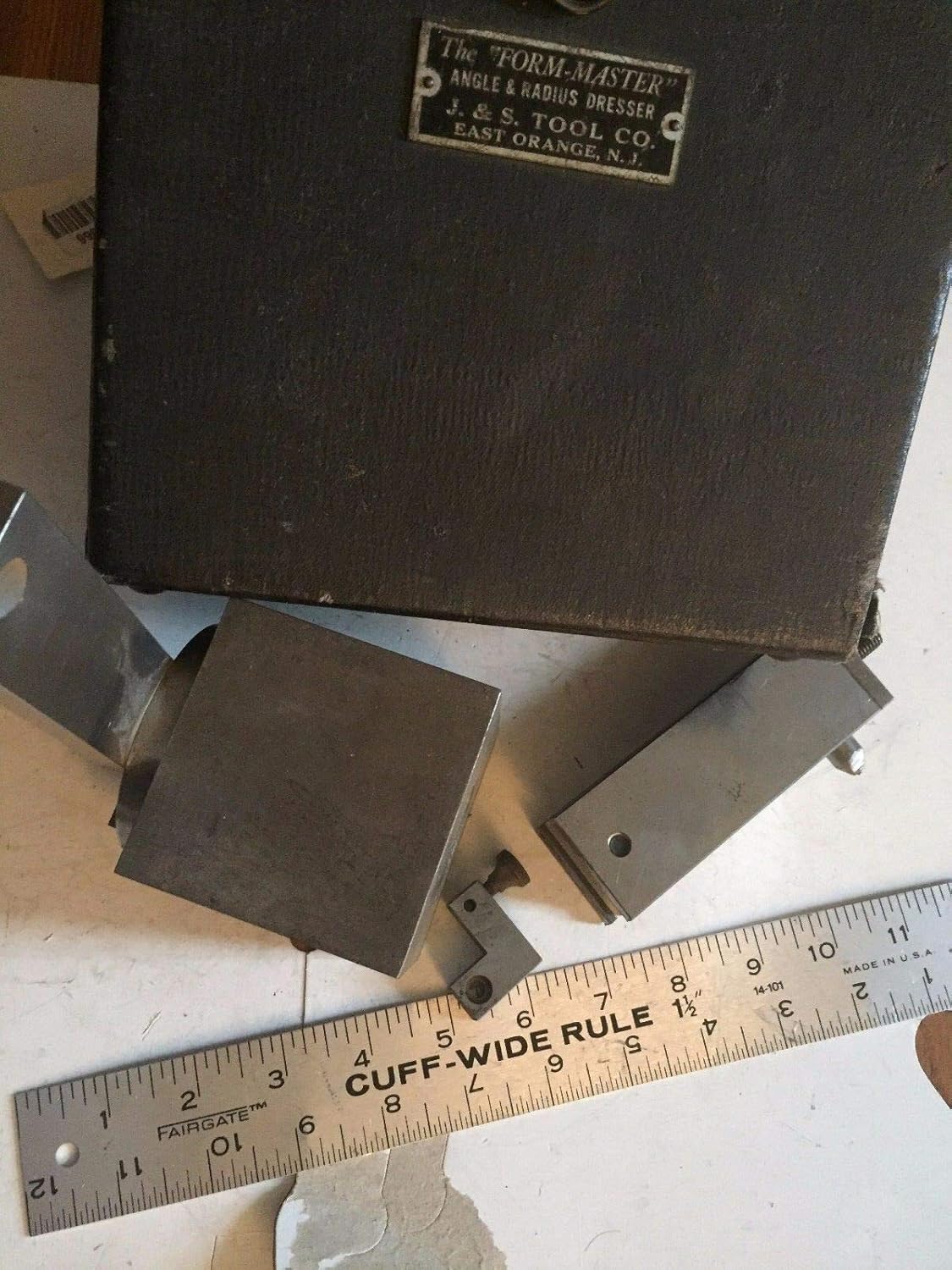 USED J & S THE TOOL MASTER,J & S TOOL Angle AND Radius Dresser with