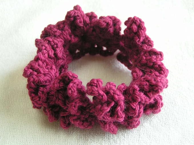 Amazon Co Jp 毛糸のシュシュ 手作り 赤紫 服 ファッション小物