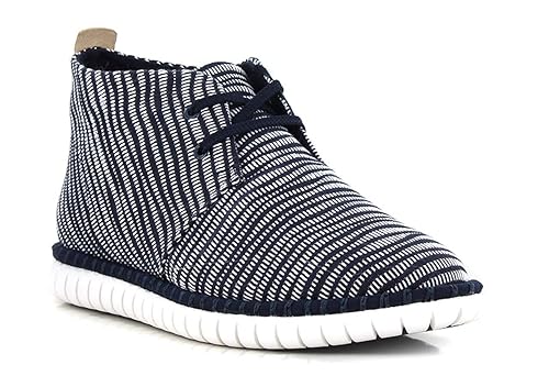 clarks sneakers womens amazon