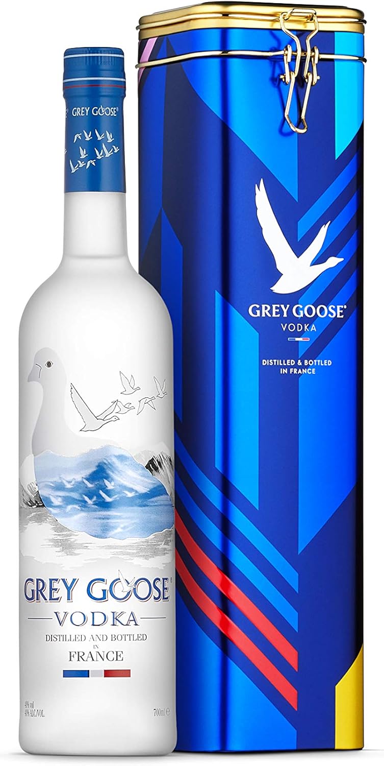 Grey Goose Wodka In Limitierter Geschenkpackung 1 X 0 7 L Amazon De Bier Wein Spirituosen