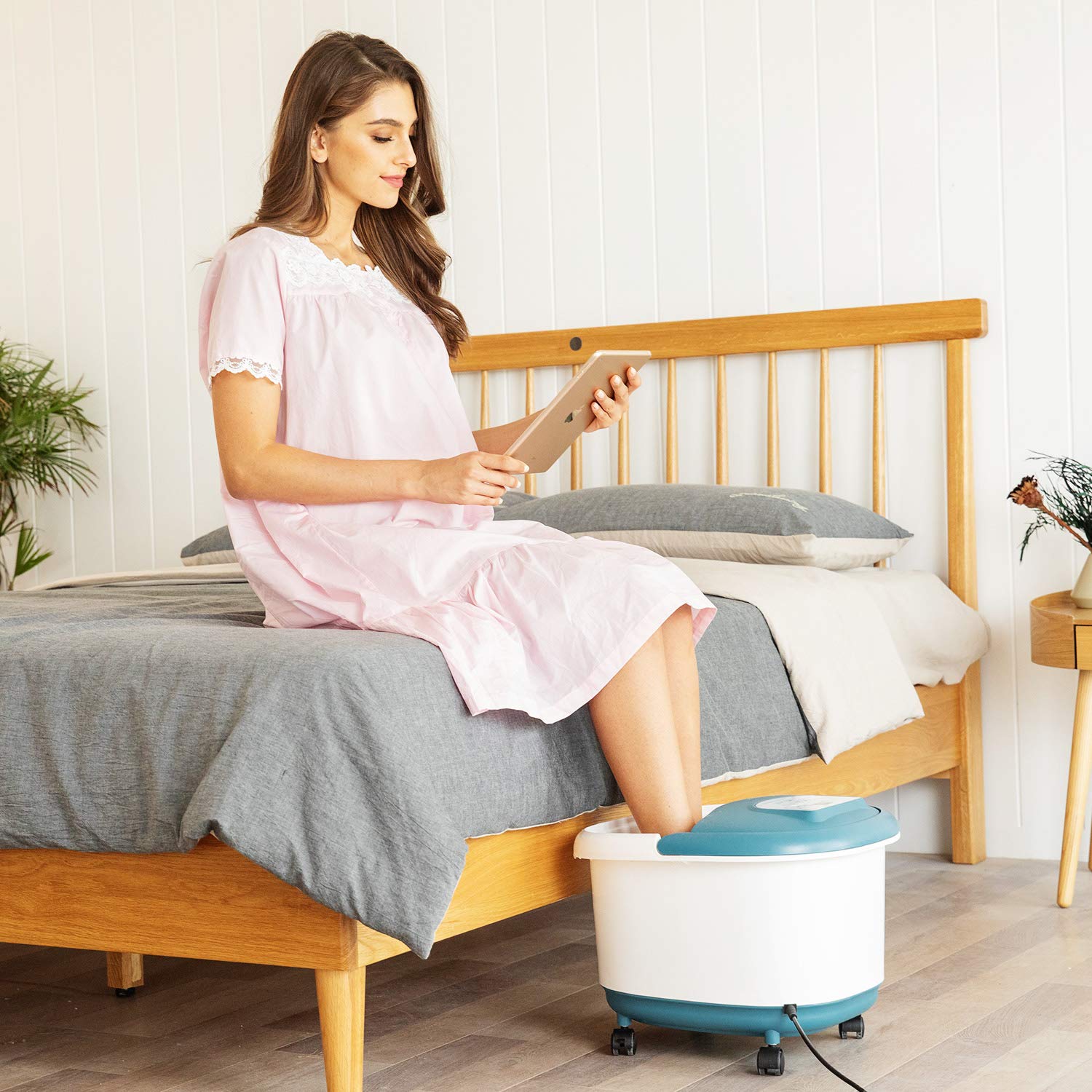 ACEVIVI Foot Spa Bath Massager with Heat, 16 Motorized Shiastu Massage Rollers, 2 Maize Massage Rollers, Foot Stone, Bubbles, Adjustable Time & Temp, Red Light, Multi-Modes Pedicure Soaking Tub: Health & Personal Care