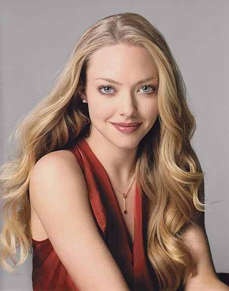 Amazon Co Jp E直輸入 特大写真 約35 6x27 9cm アマンダ サイフリッド Amanda Seyfried 7145 おもちゃ