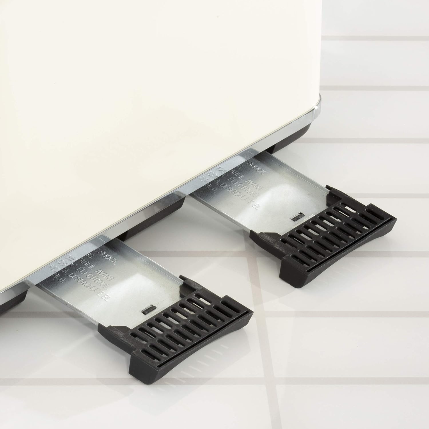 Daewoo Cream 4 Slice Toaster - Image 5
