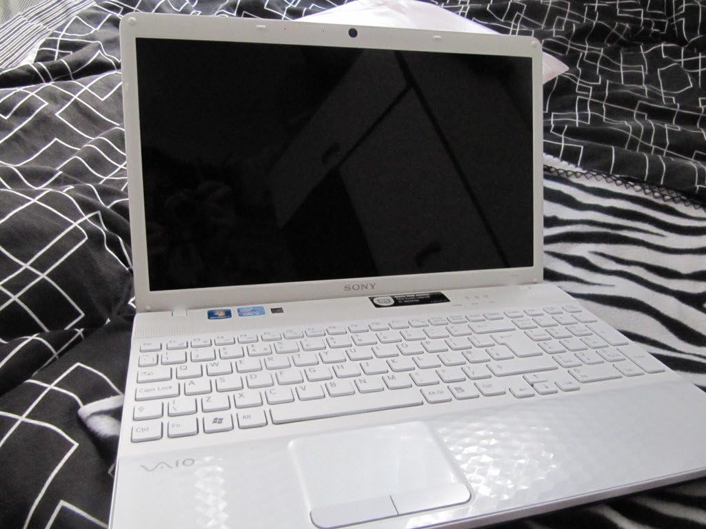 Sony Vaio Vpceh2n1e W Intel 2400 Mhz 4096 Mb Portable Hd Graphics 3000 Amazon Co Uk Computers Accessories