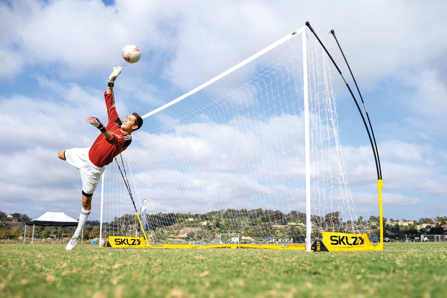 6x4, 8x5, 12x6, 186x66 SKLZ Pro Training Goal Portable Soccer Goal.