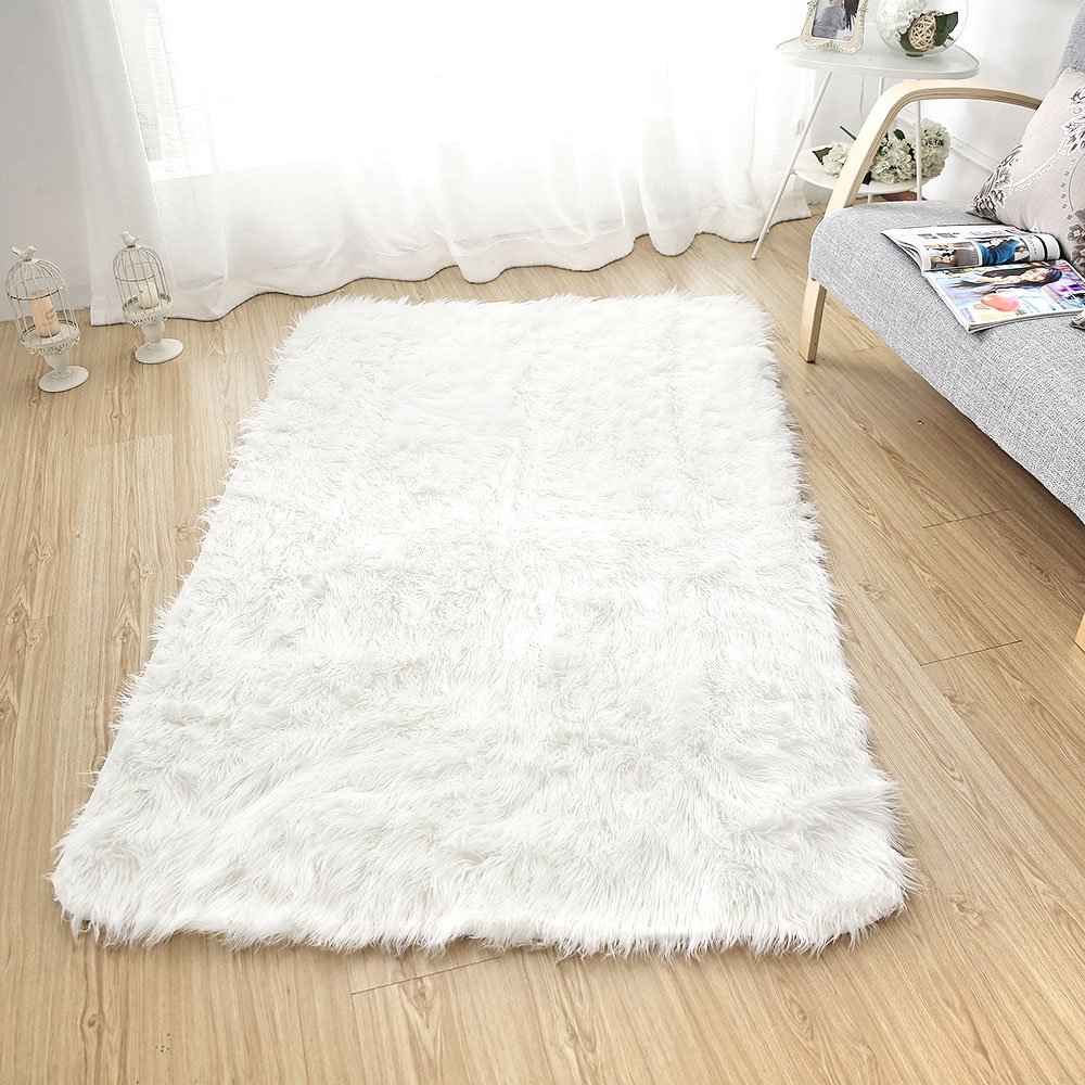 3 ft x 5 ft, White LEEVAN Sheepskin Area Rug Supersoft Fluffy Rectangle