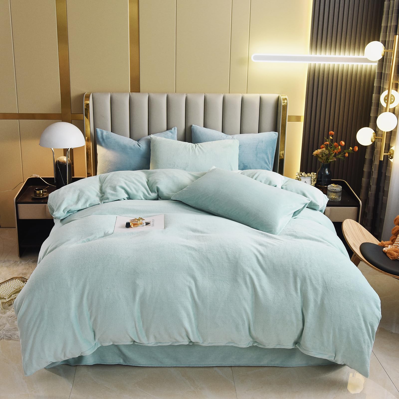 ZIQINPSQ Velvet Duvet Cover Set,Solid Flannel Comforter Cover 3Pcs Ultra Soft Fuzzy Cover with Zipper Closure Corner Tie. (Green, King)