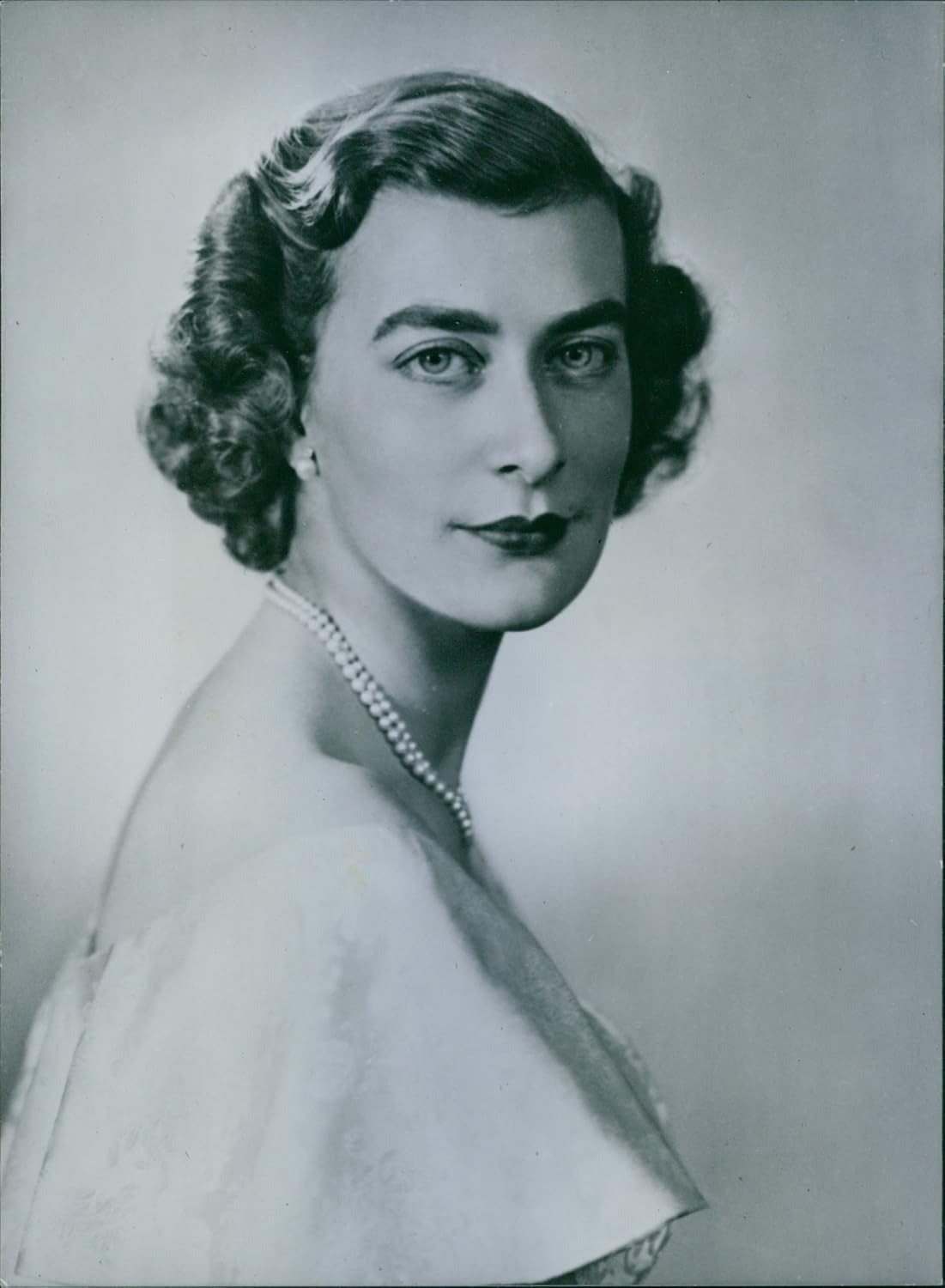Amazon Com Vintage Photo Of Portrait Of Lady Pamela Mountbatten Entertainment Collectibles
