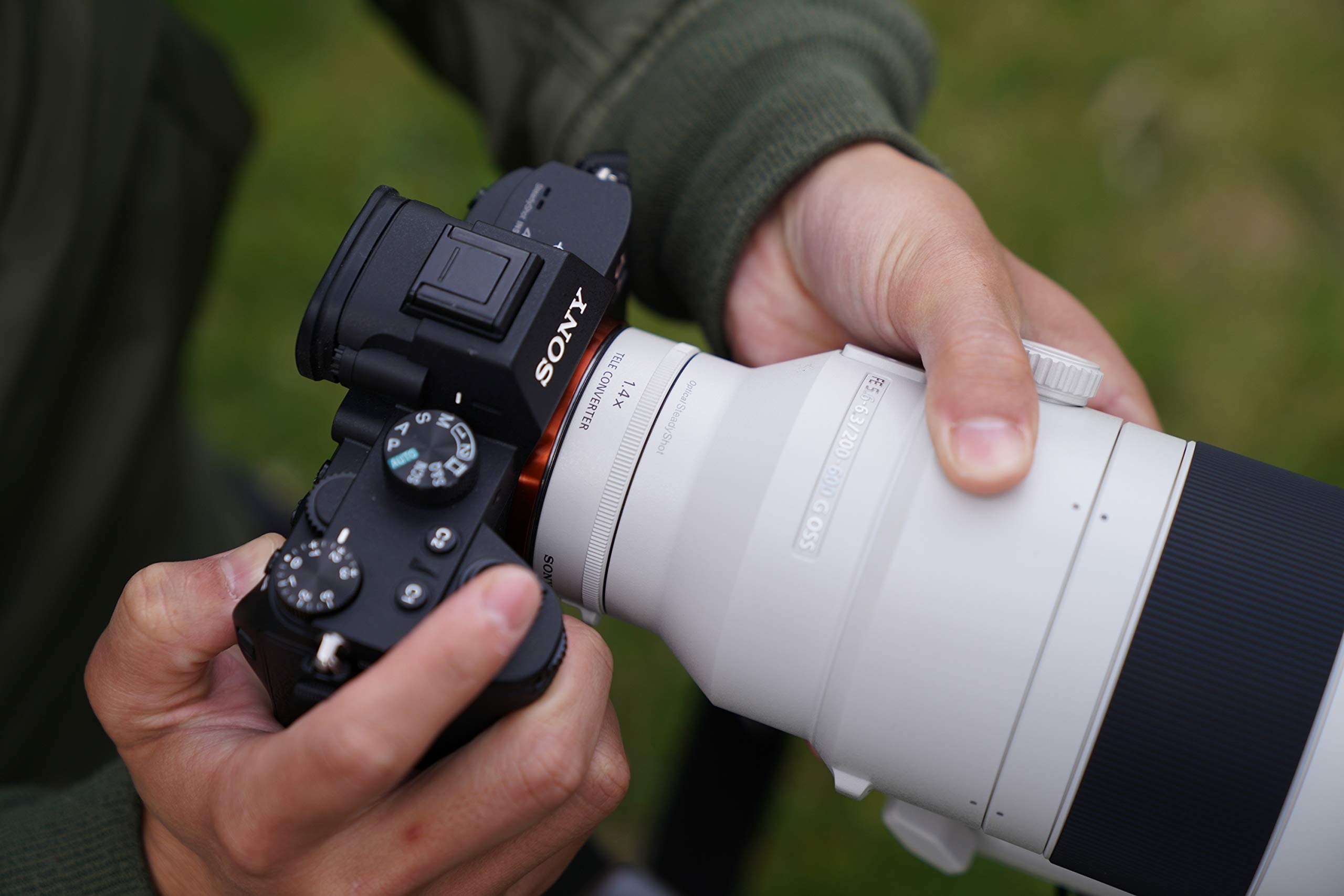 Sony SEL200600G The first Emount 600mm supertelephoto zoom, built