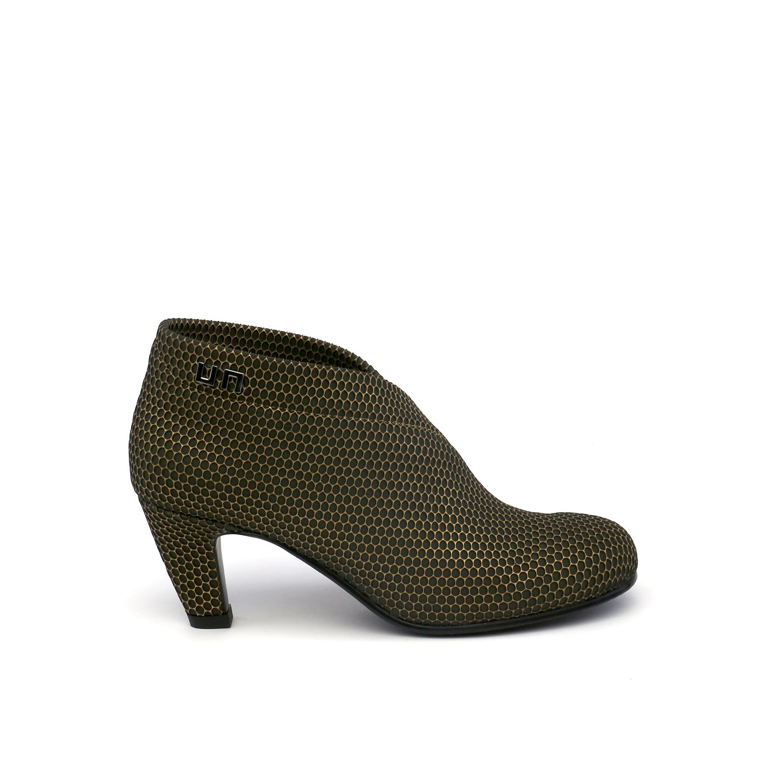 united nude fold mid