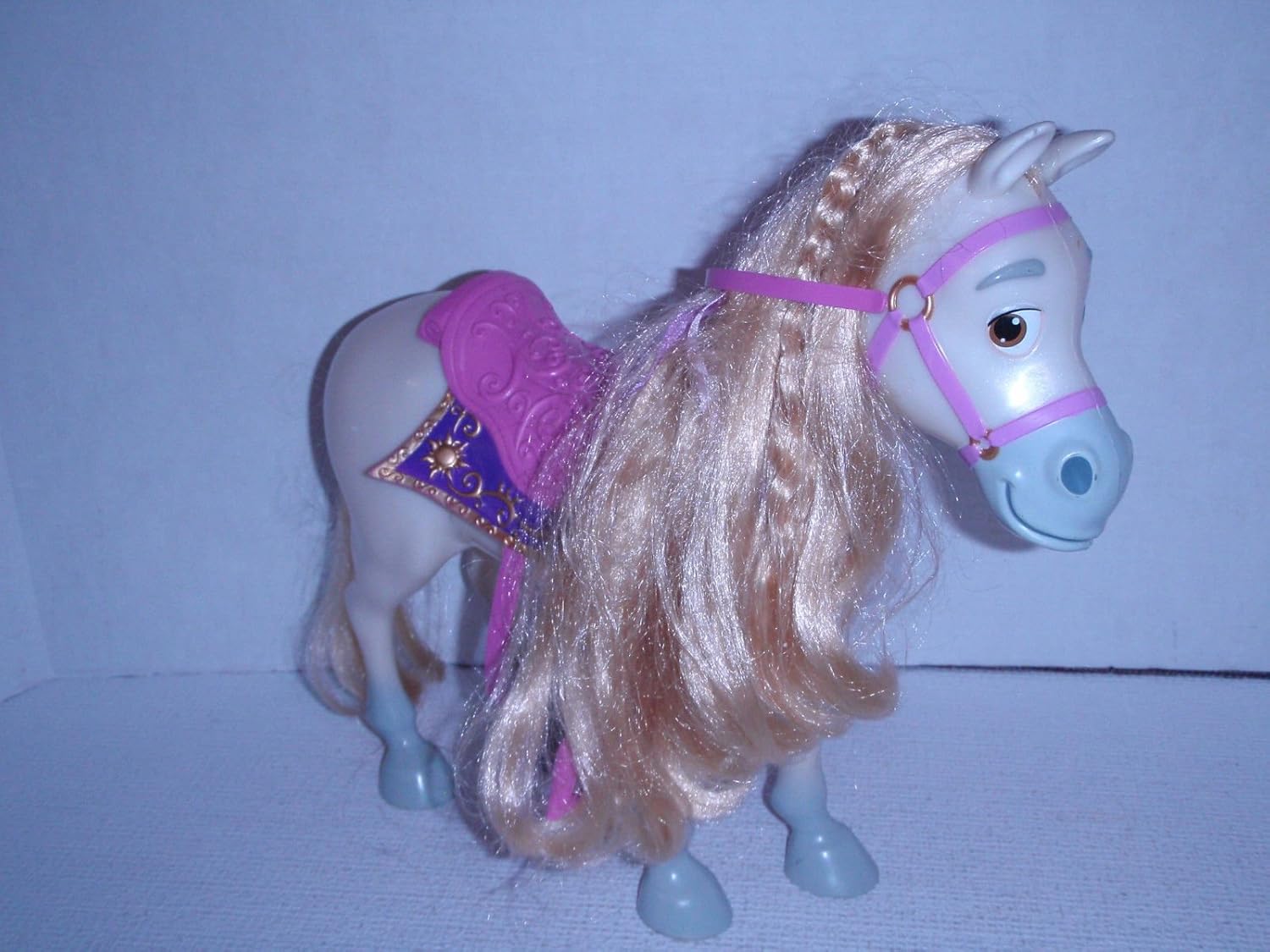 large rapunzel horse