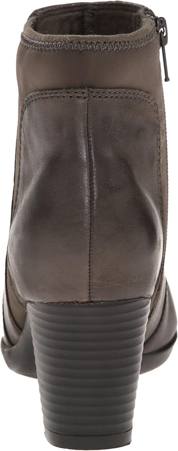 clarks women's promise camp boot