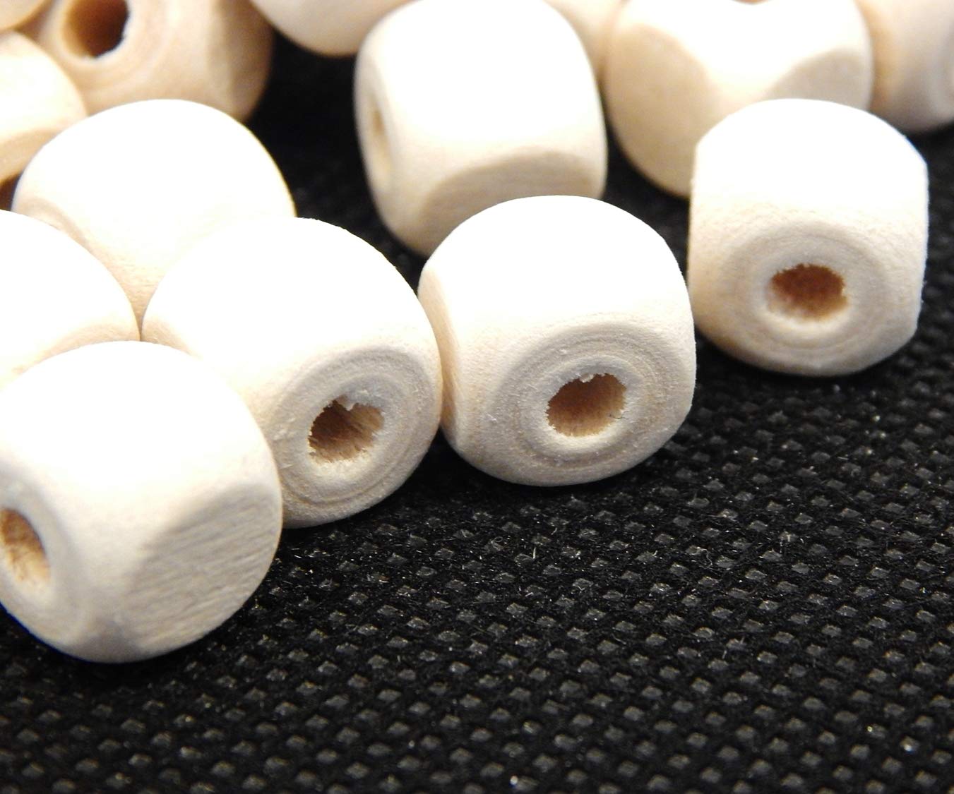 Pack of 100 Natural Wooden Beads for Threading 10 mm Wooden Cube for Crafts 4 mm Large Hole Spacer Beads Spacer Beads Colourless Untreated
